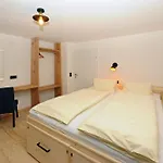 Chalet Unterellmau